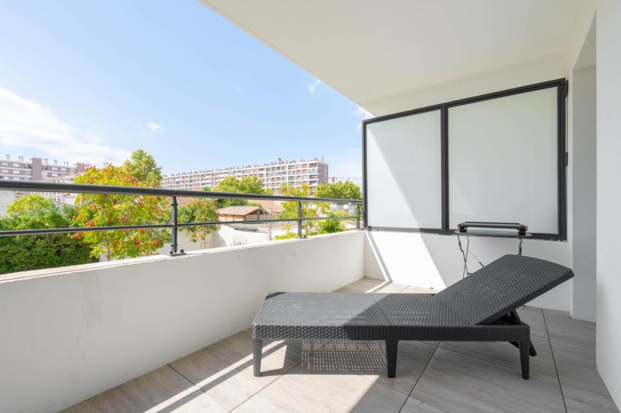 T2 Entre La Plage Et Le Velodrome-Terrasse / Parking Марсель Екстер'єр фото